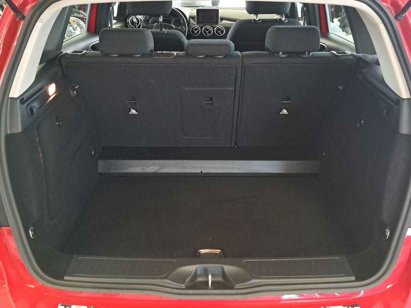 MERCEDES-BENZ B 11