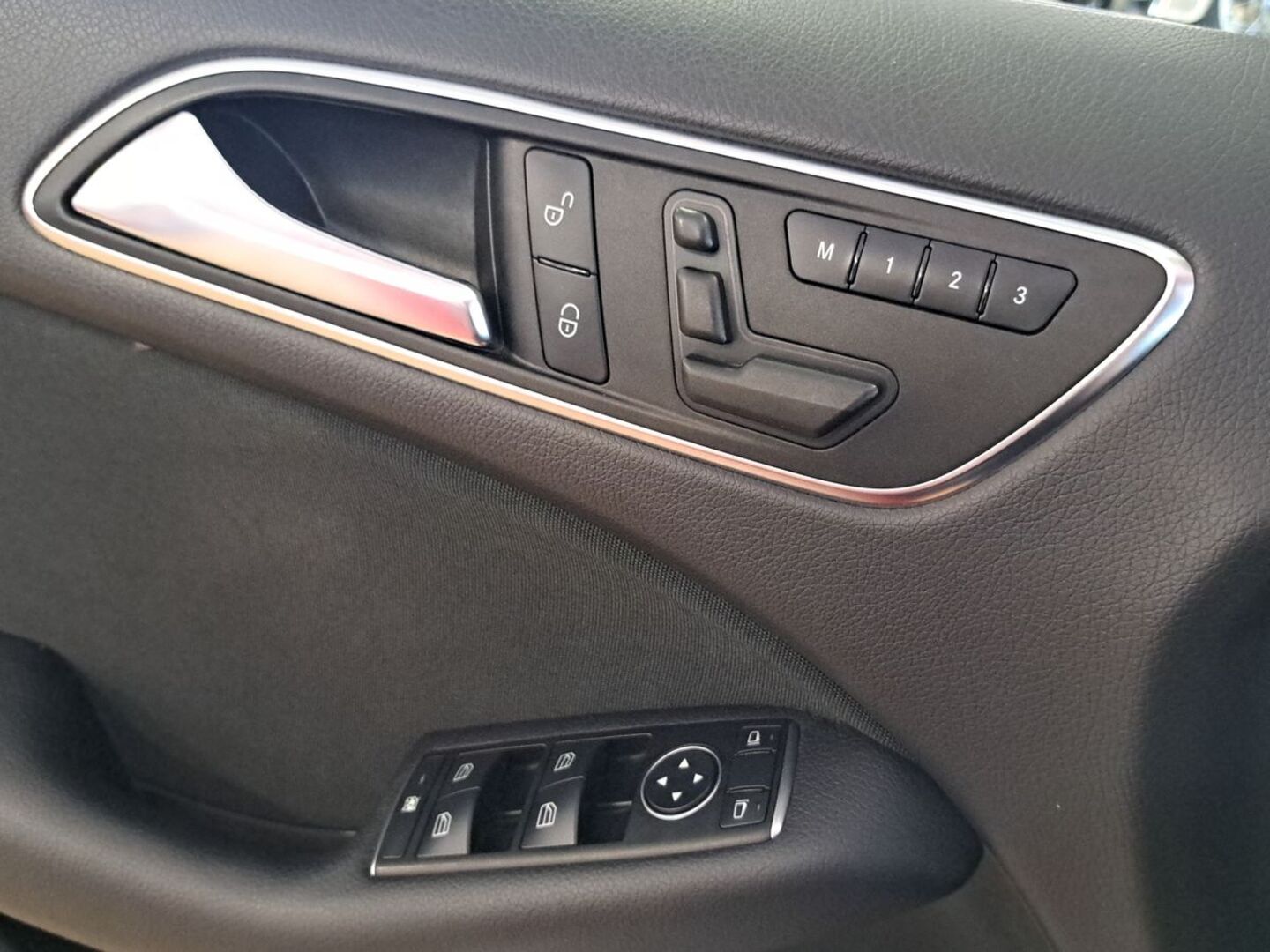MERCEDES-BENZ B 21