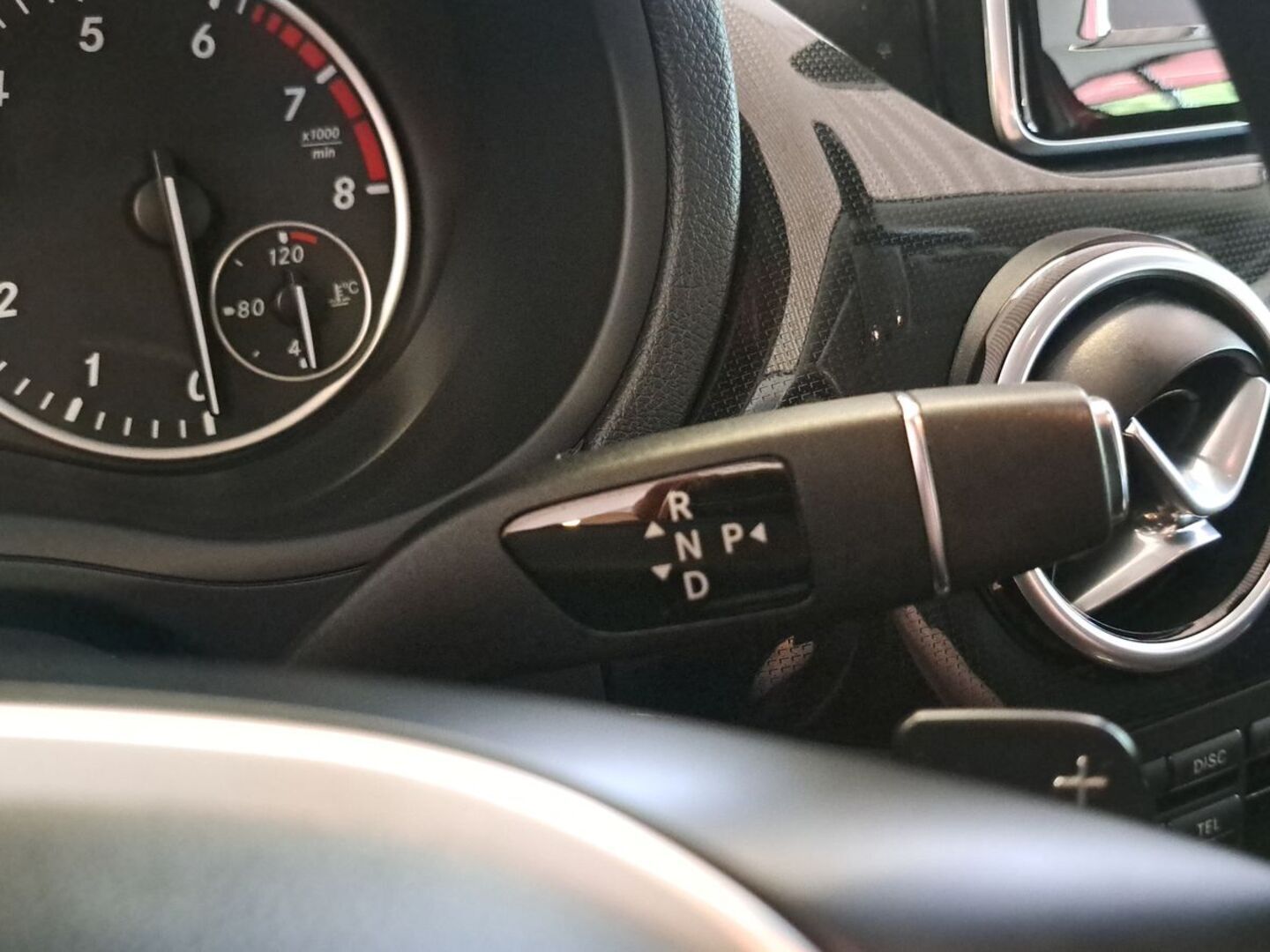 MERCEDES-BENZ B 27