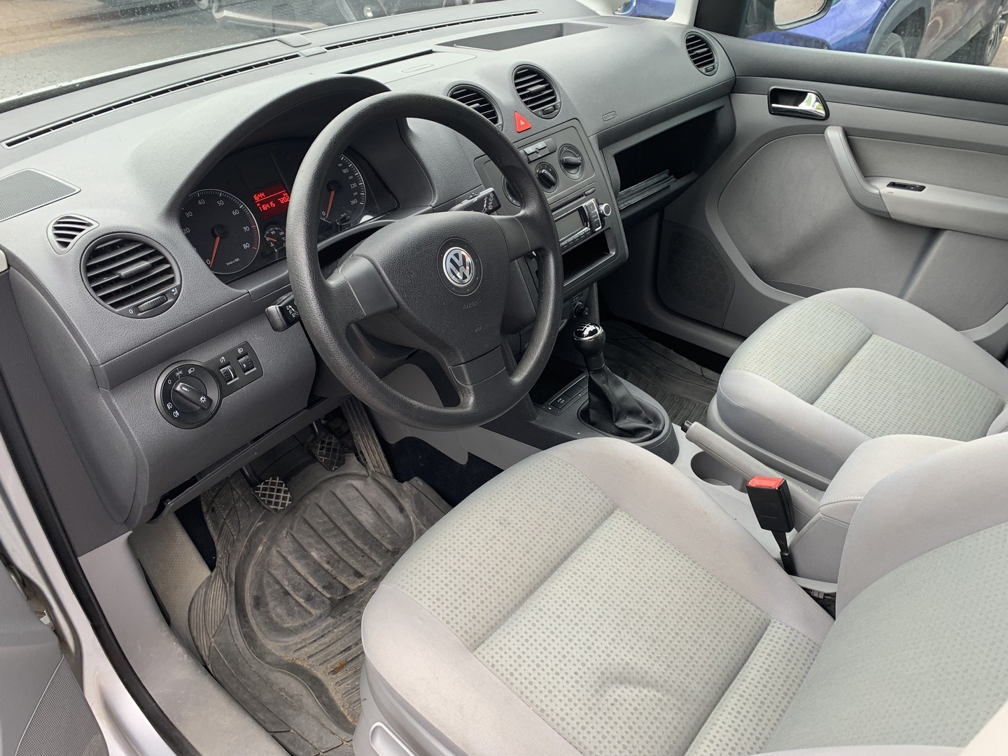 VOLKSWAGEN Caddy 2008