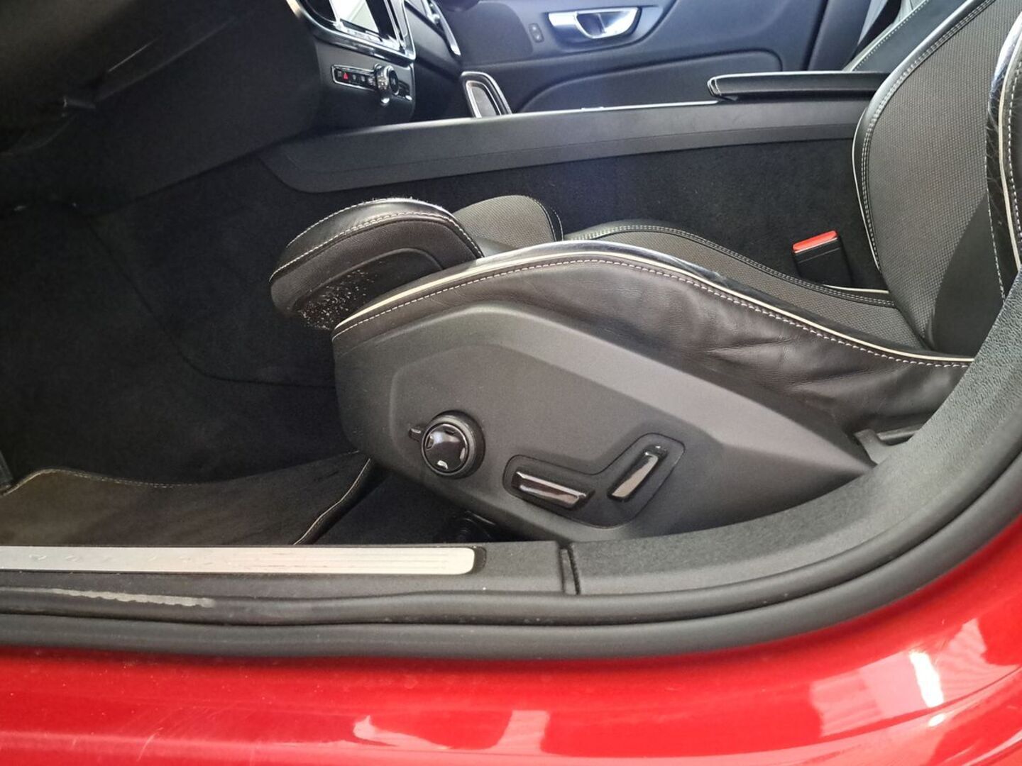 VOLVO S60 2021