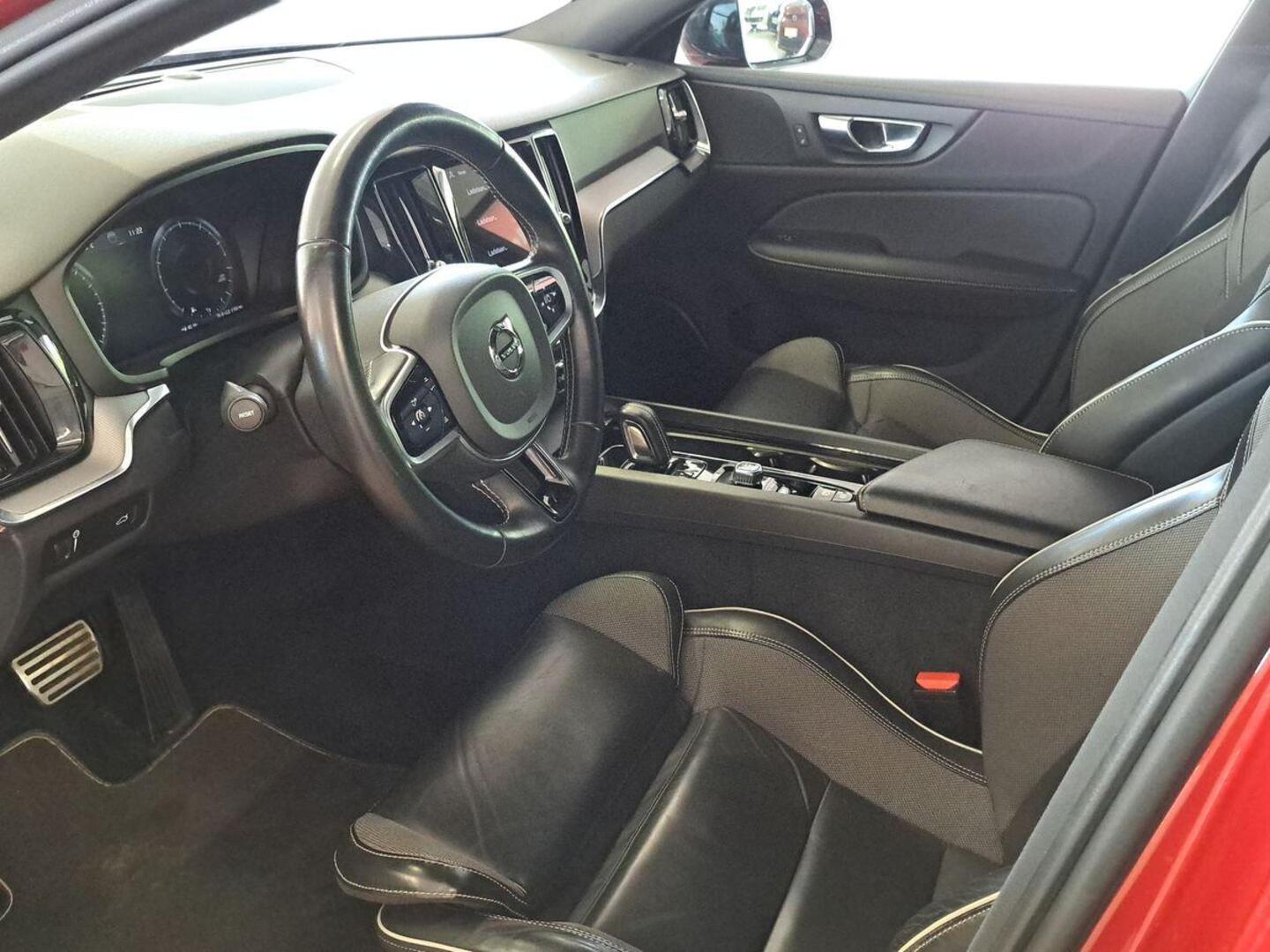 VOLVO S60 2021