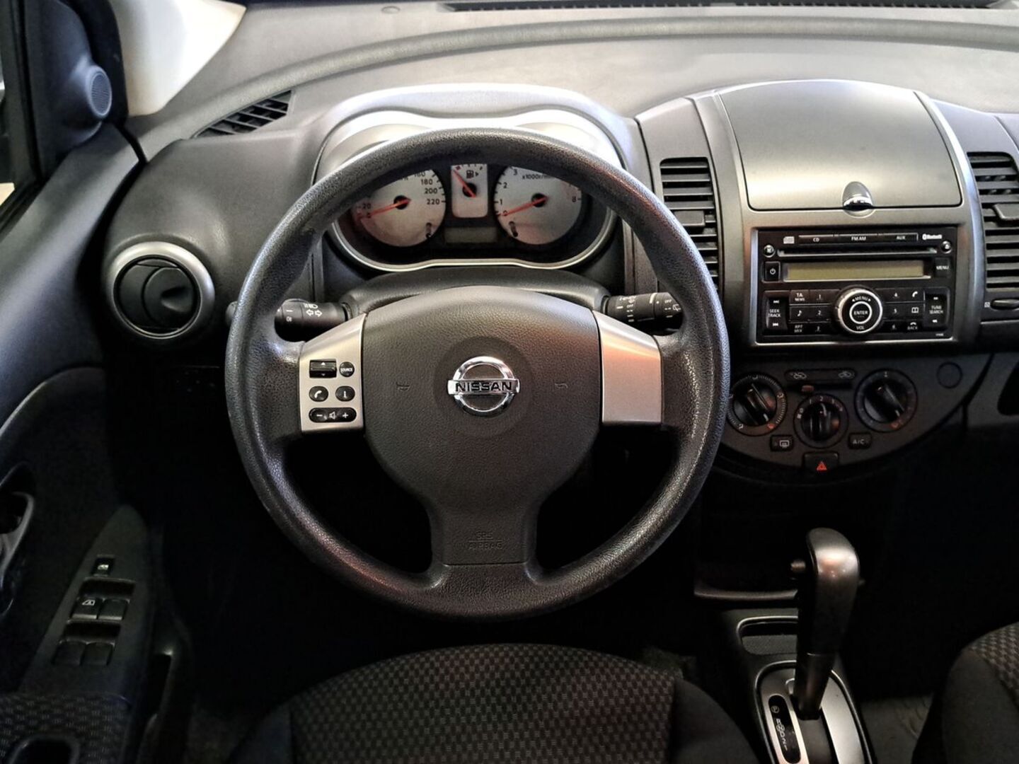 NISSAN Note 17
