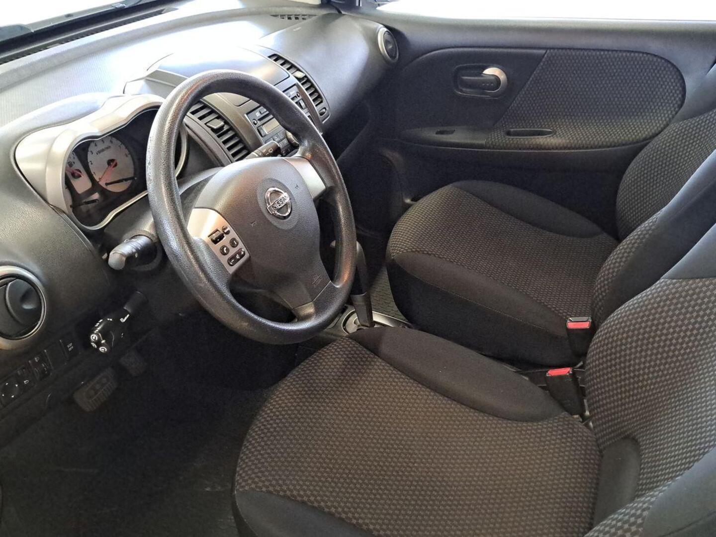 NISSAN Note 7