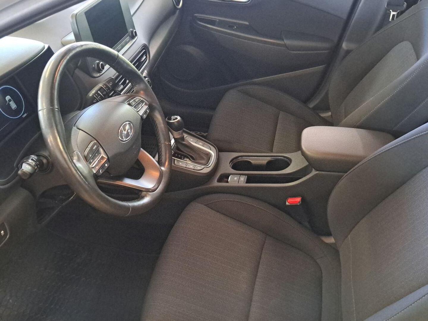 HYUNDAI KONA 2021