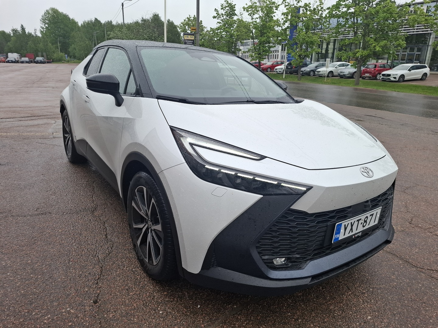 TOYOTA C-HR 2023