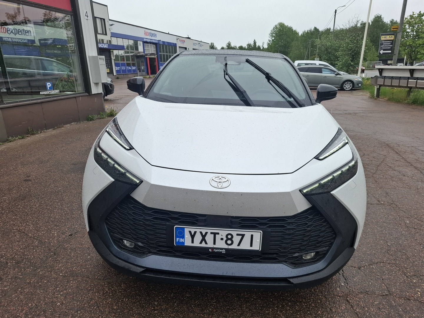 TOYOTA C-HR 2023