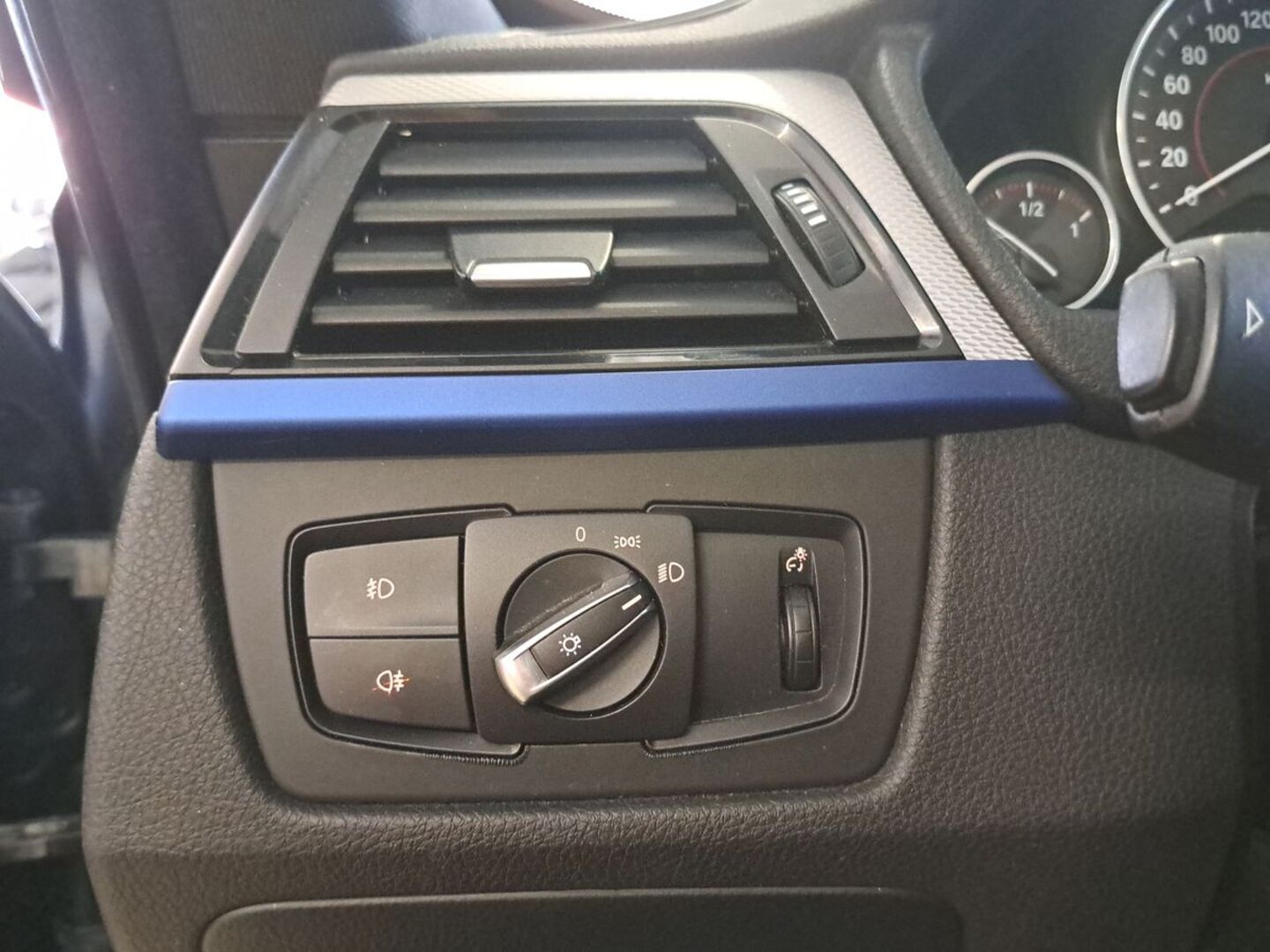 BMW 320 GRAN TURISMO 22
