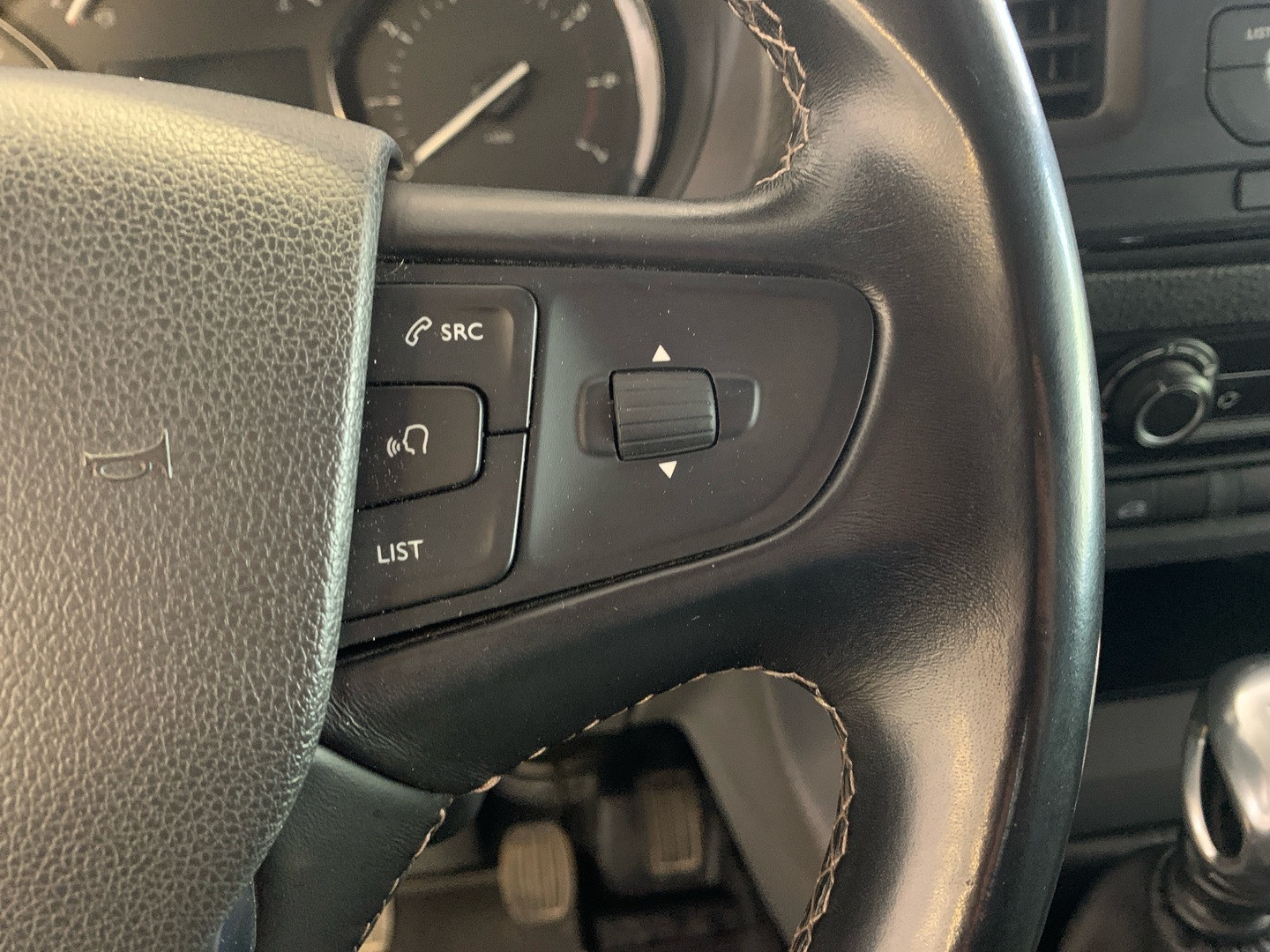 OPEL Vivaro 2021