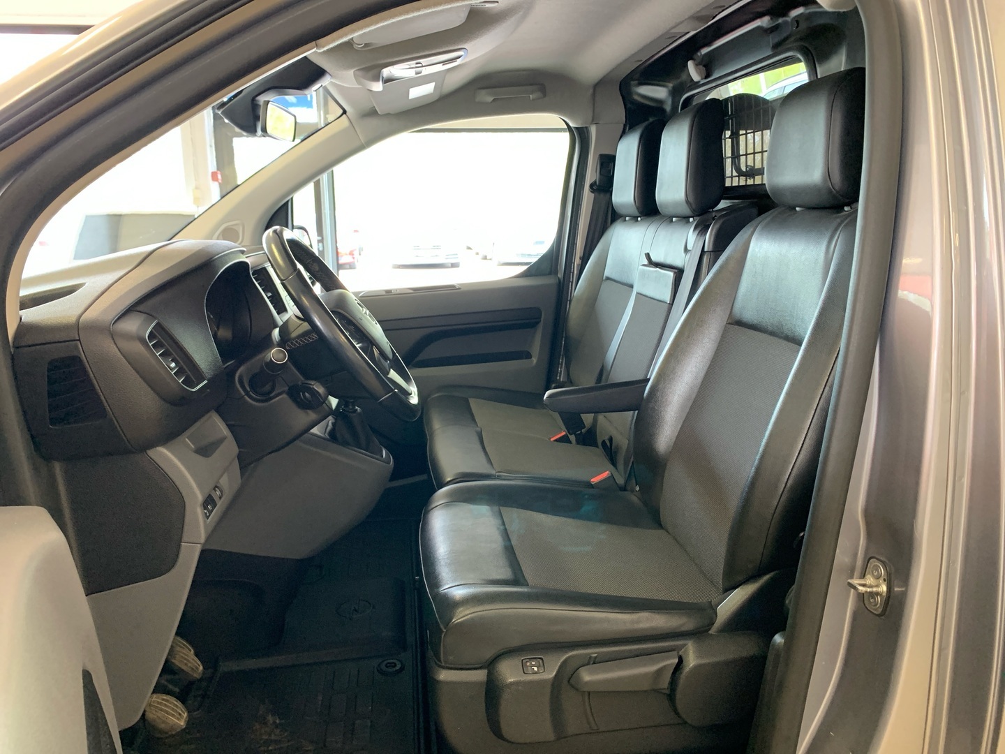 OPEL Vivaro 2021