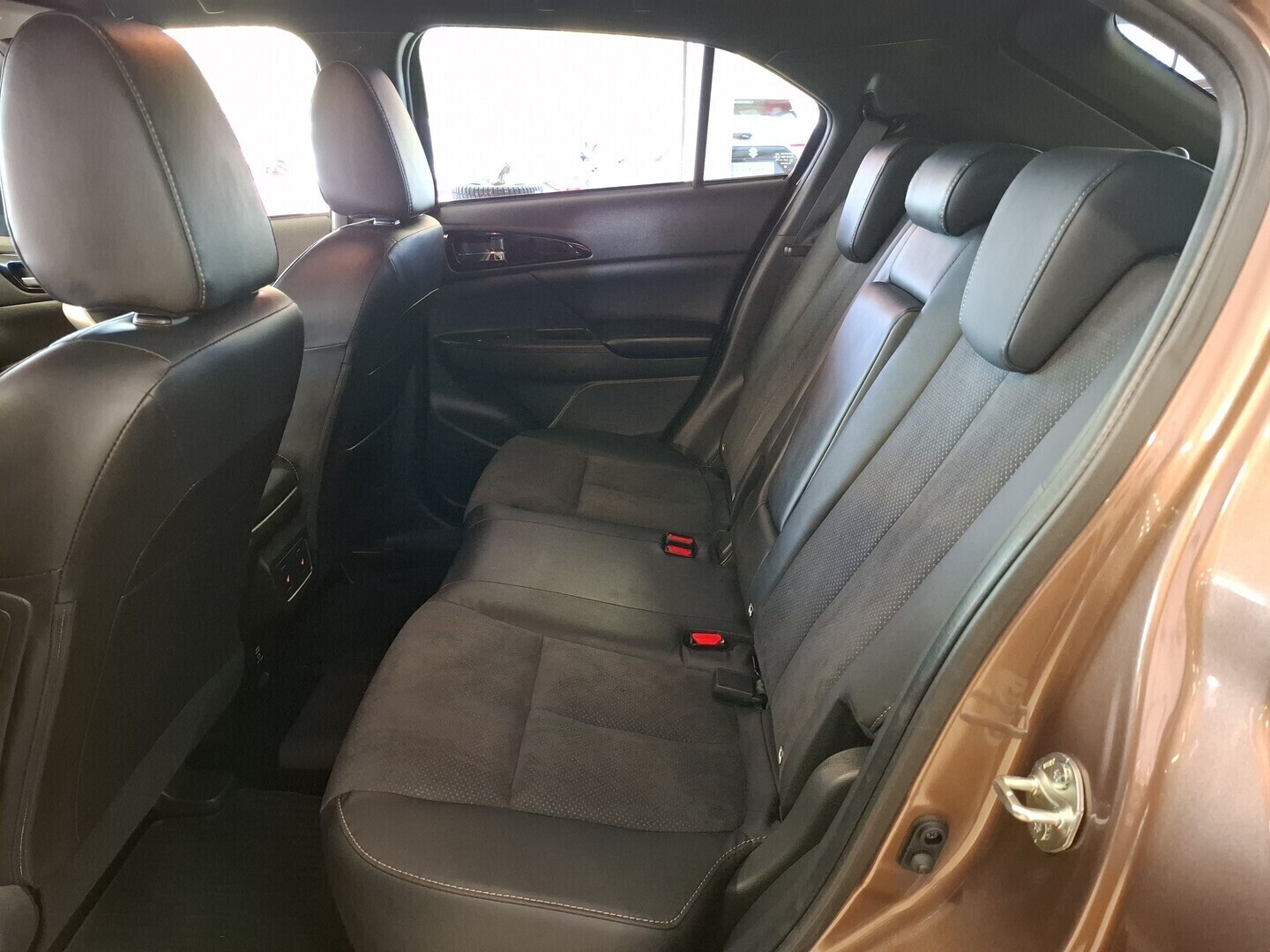 MITSUBISHI Eclipse Cross 2021