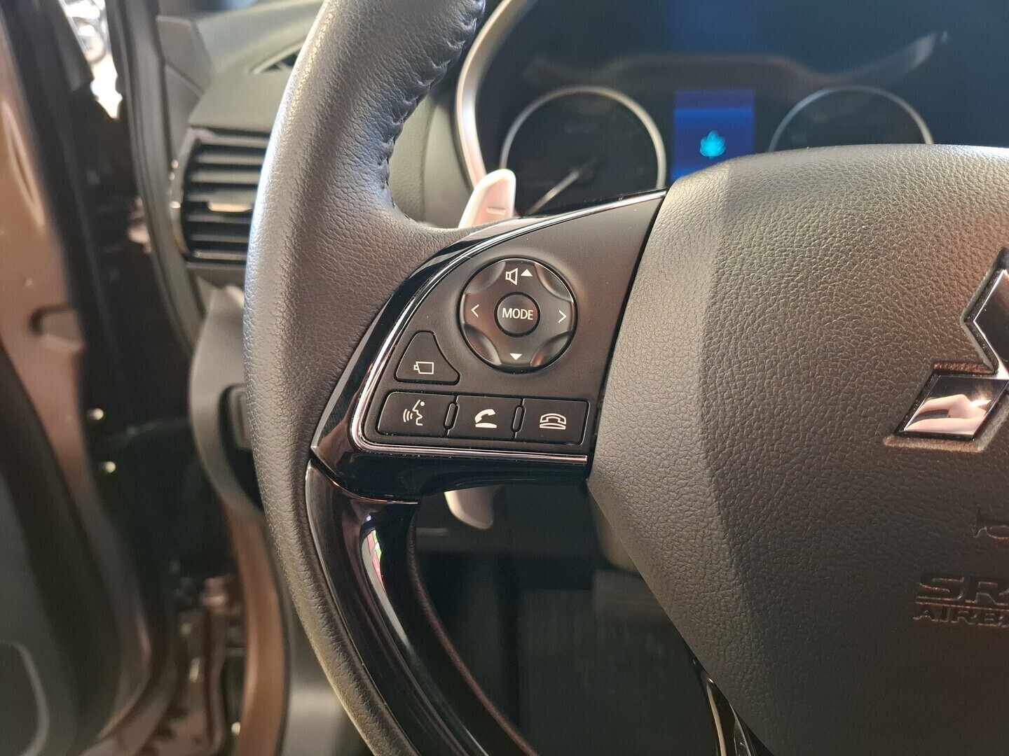 MITSUBISHI Eclipse Cross 2021