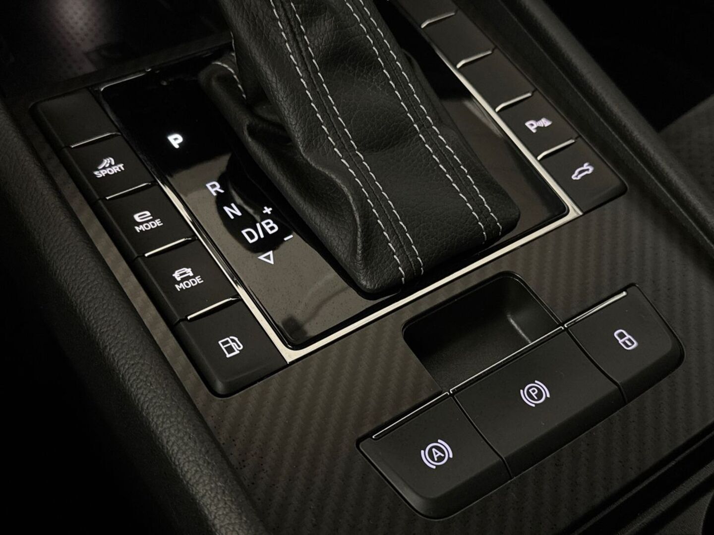 SKODA SUPERB 24