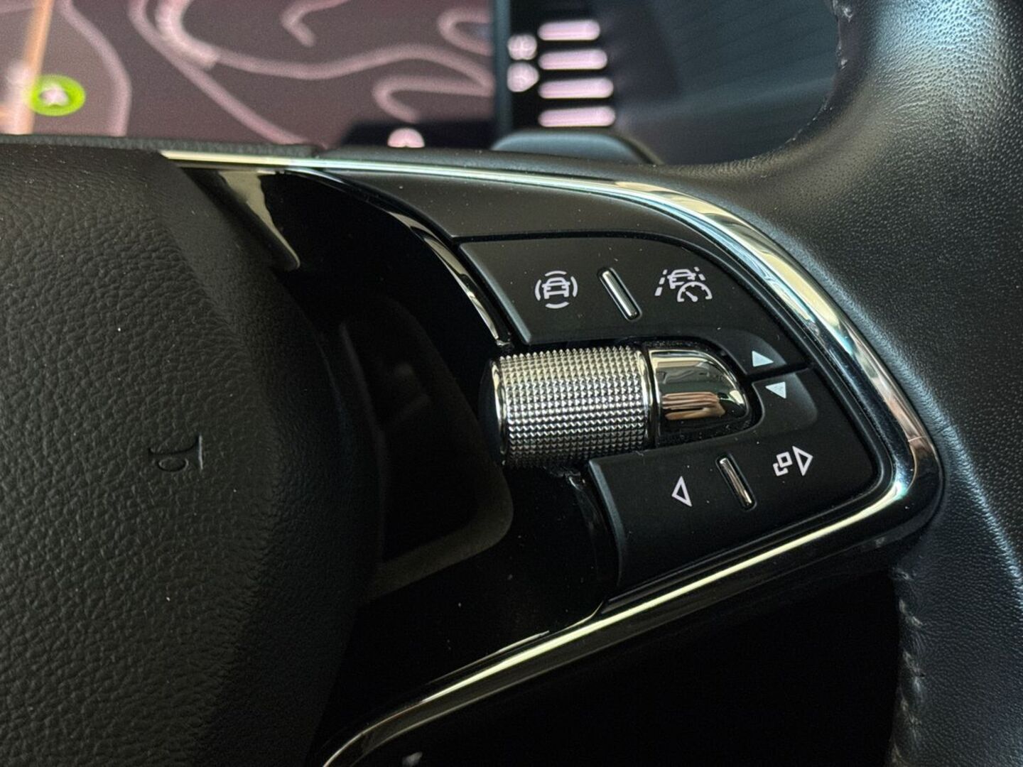 SKODA SUPERB 18