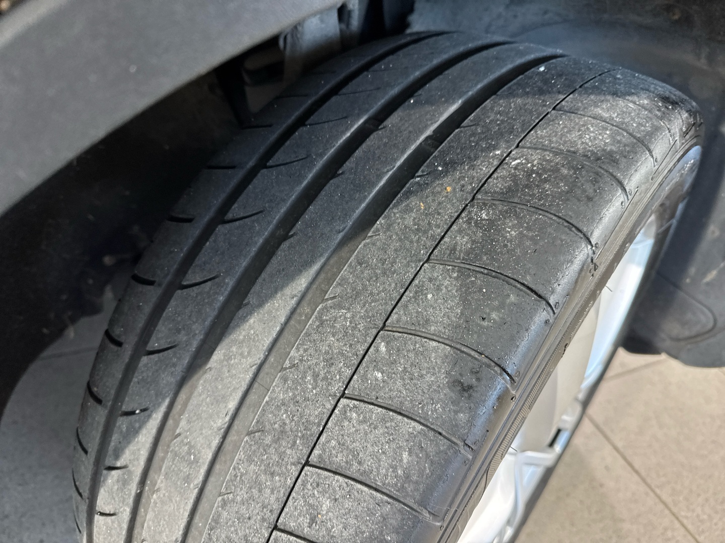 VOLKSWAGEN Touareg 2011