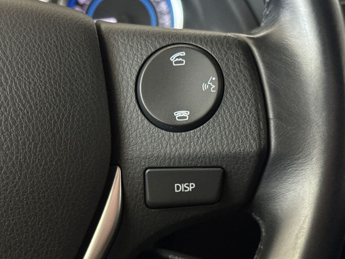 TOYOTA Auris 18