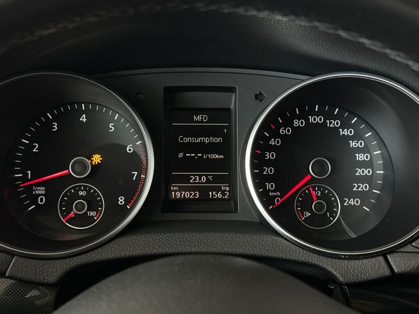 VOLKSWAGEN Golf 2012