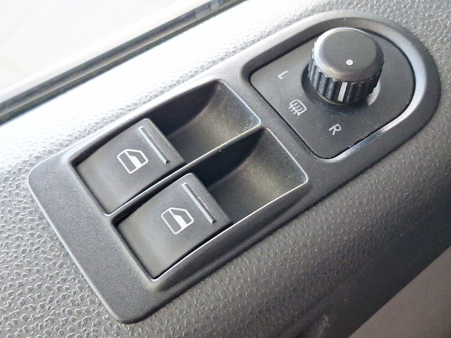 VOLKSWAGEN Transporter 2015