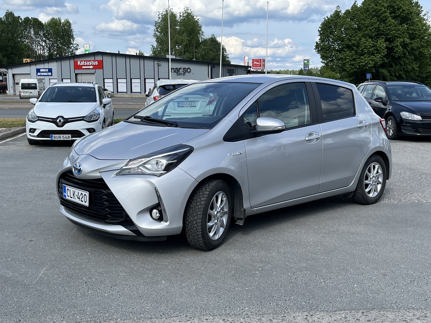 TOYOTA Yaris 2018