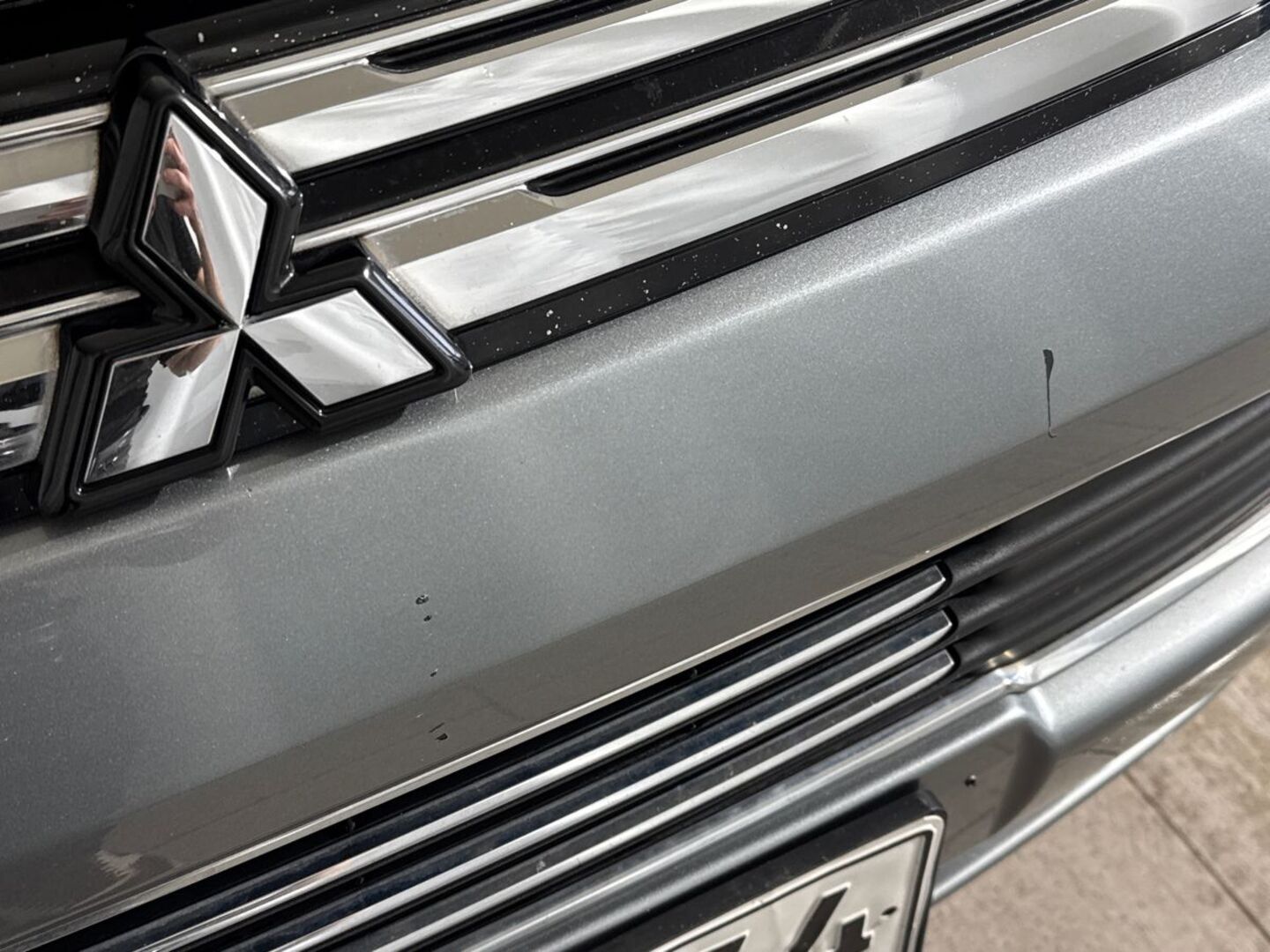 MITSUBISHI Outlander PHEV 22