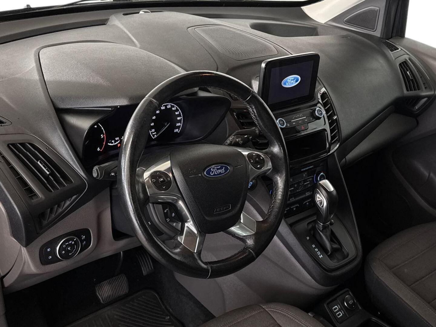 FORD Grand Tourneo Connect 2019