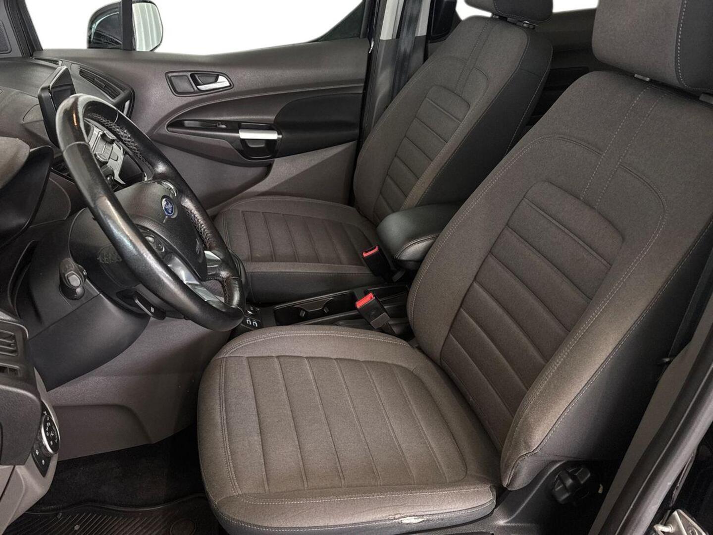 FORD Grand Tourneo Connect 2019