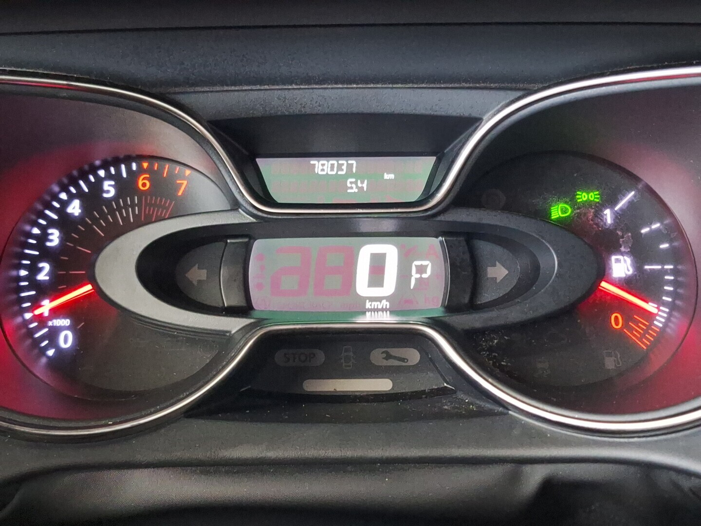 RENAULT Captur 2019