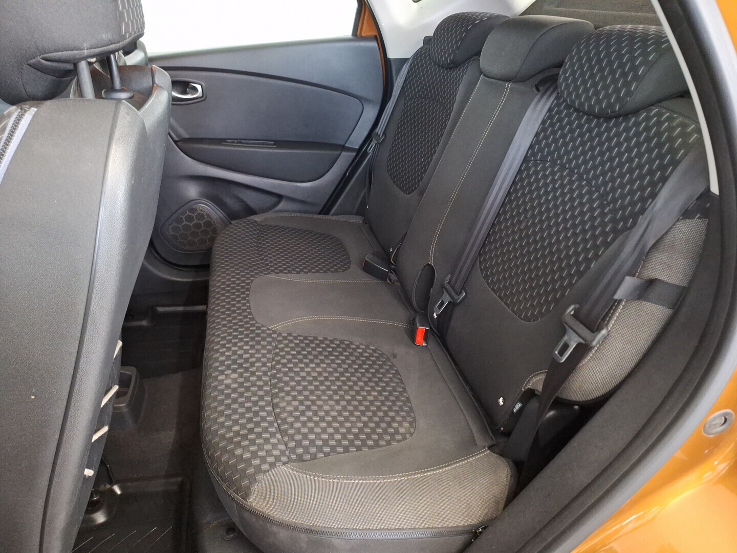 RENAULT Captur 2019