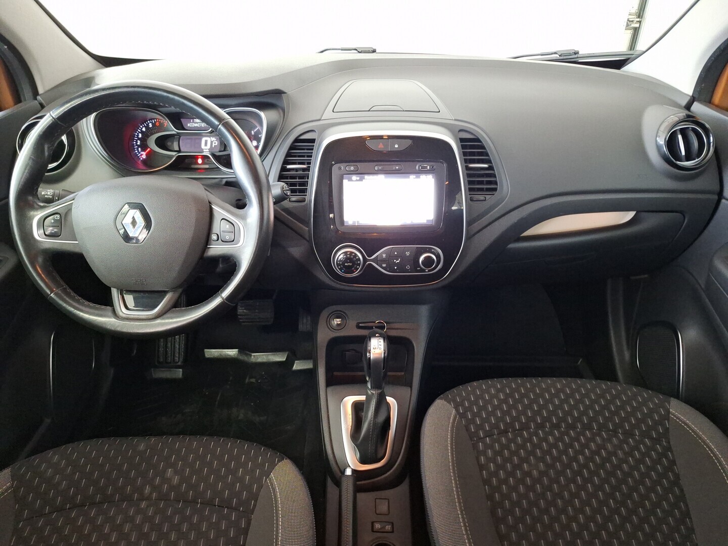 RENAULT Captur 2019