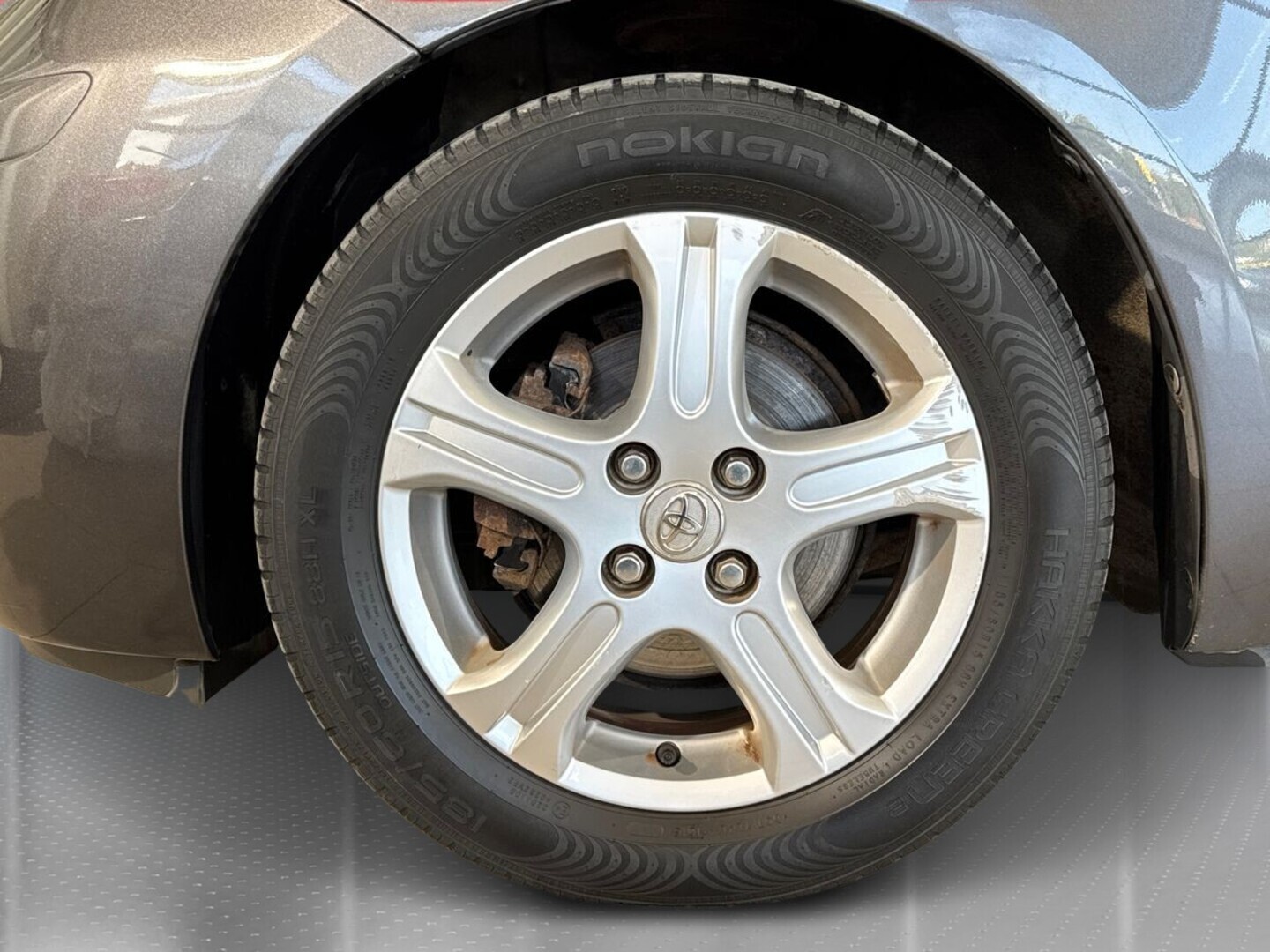 TOYOTA Yaris 2010