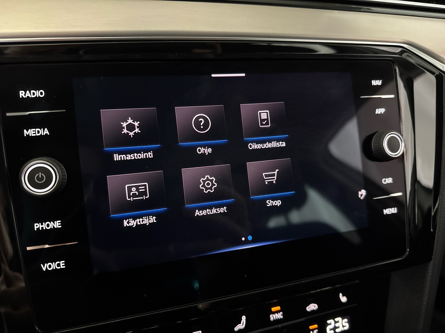 VOLKSWAGEN Passat 2021