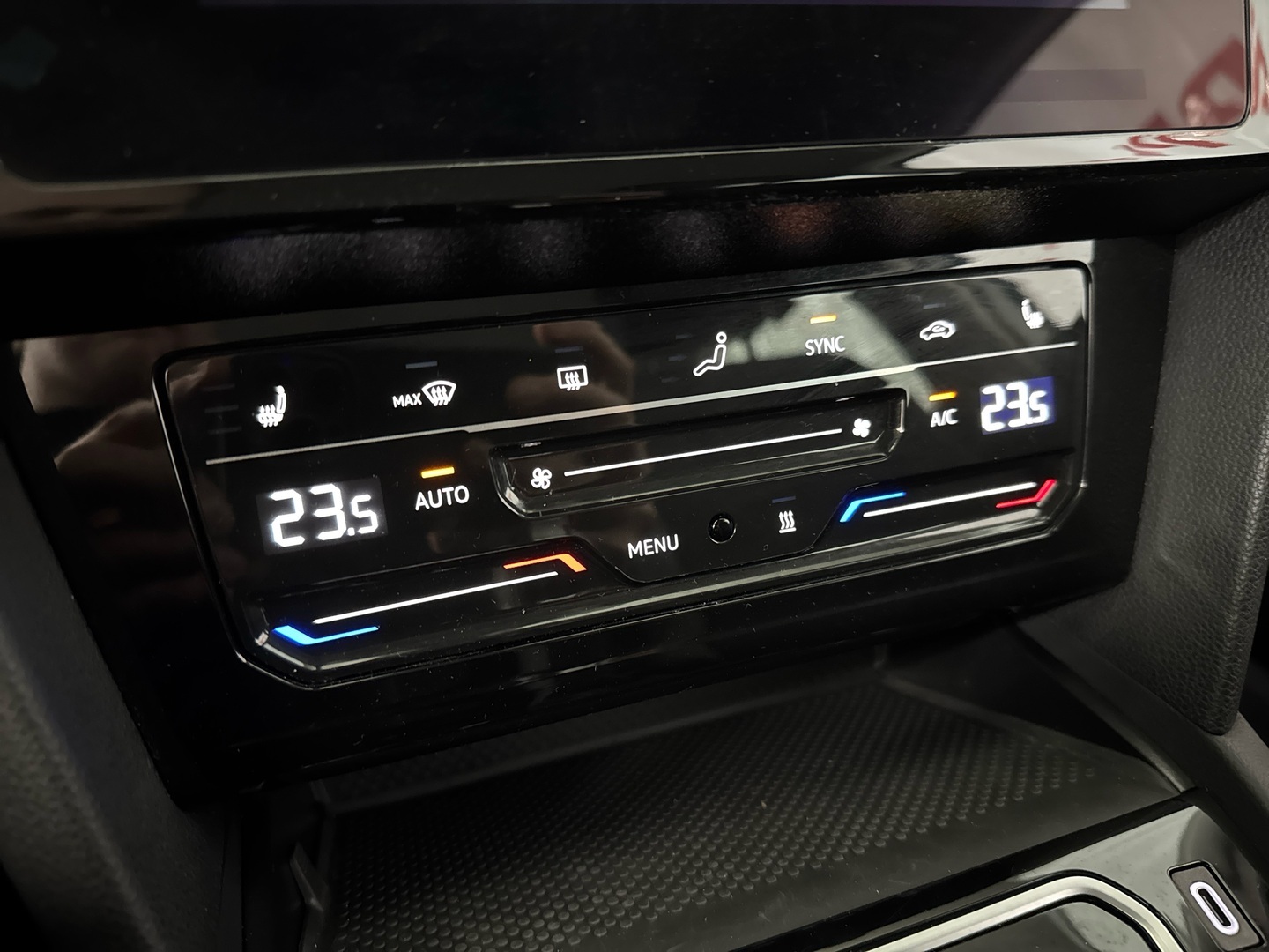 VOLKSWAGEN Passat 2021