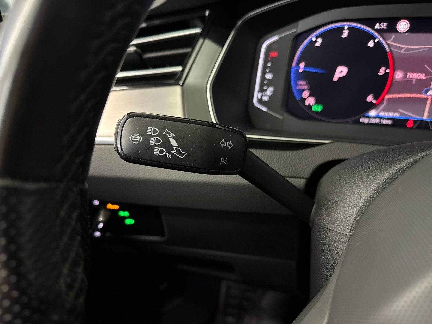 VOLKSWAGEN Passat 2021