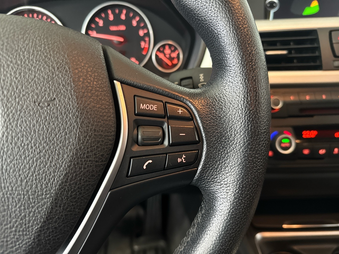 BMW 320 Gran Turismo 2014