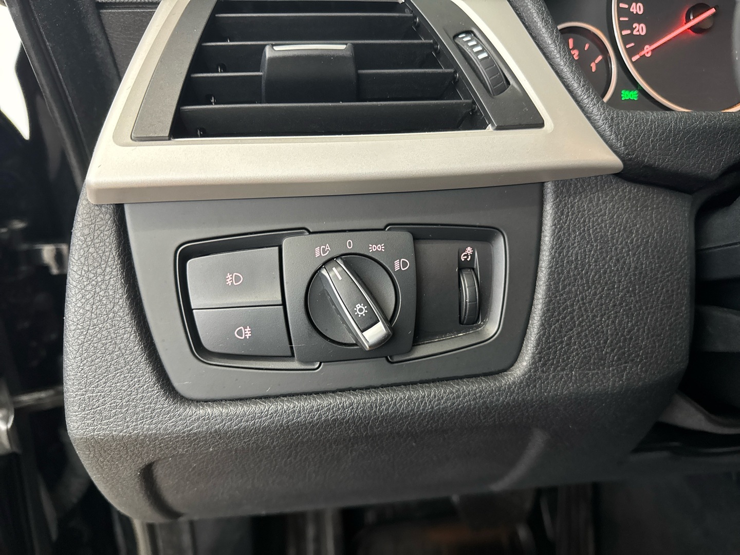 BMW 320 Gran Turismo 2014
