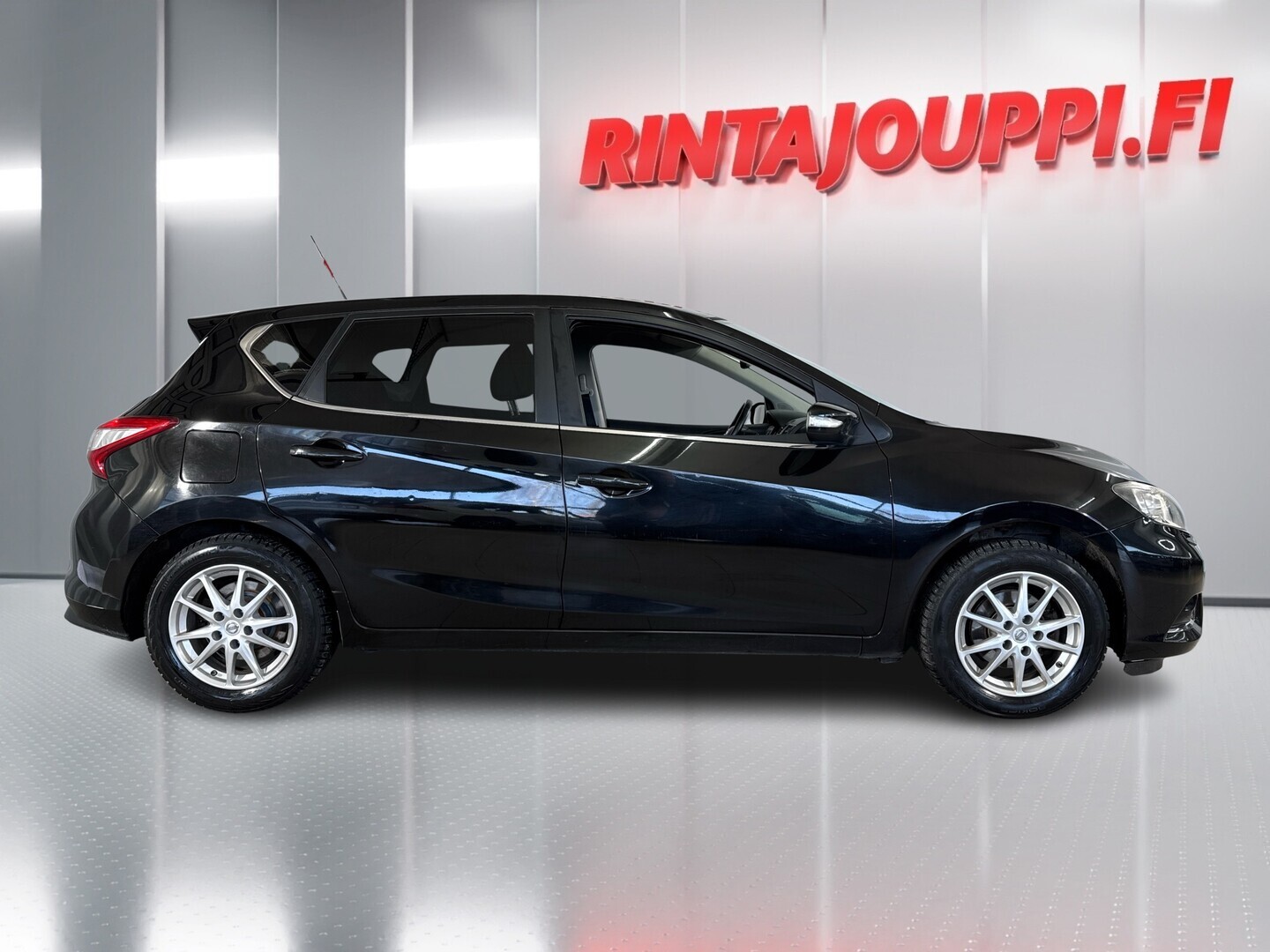 NISSAN Pulsar 2015