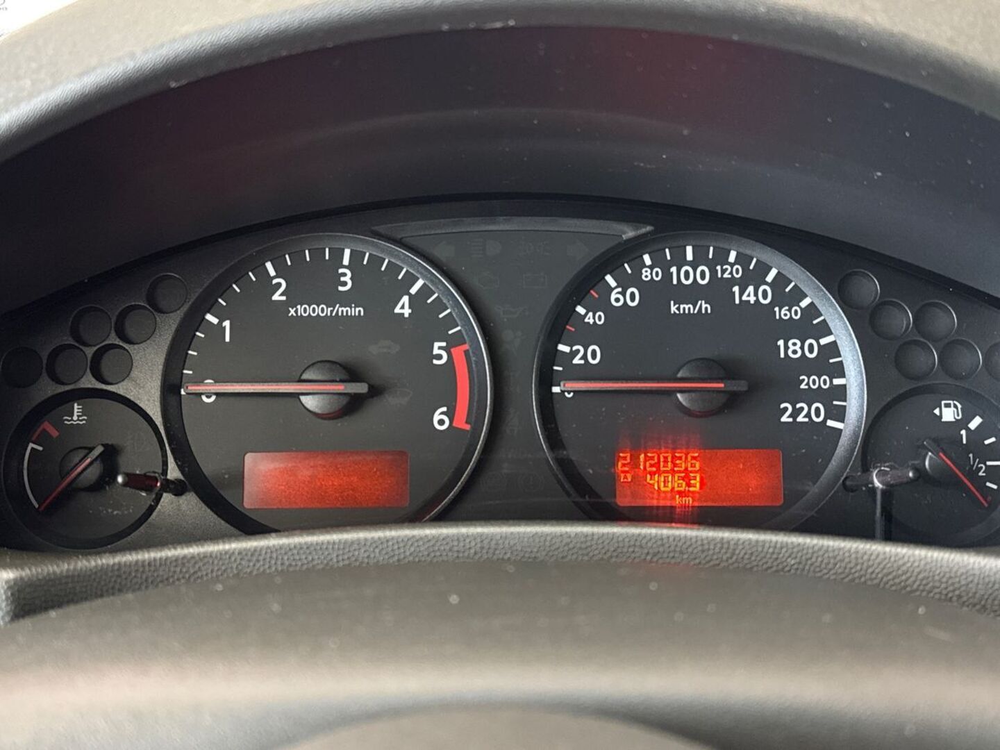 NISSAN Navara 14