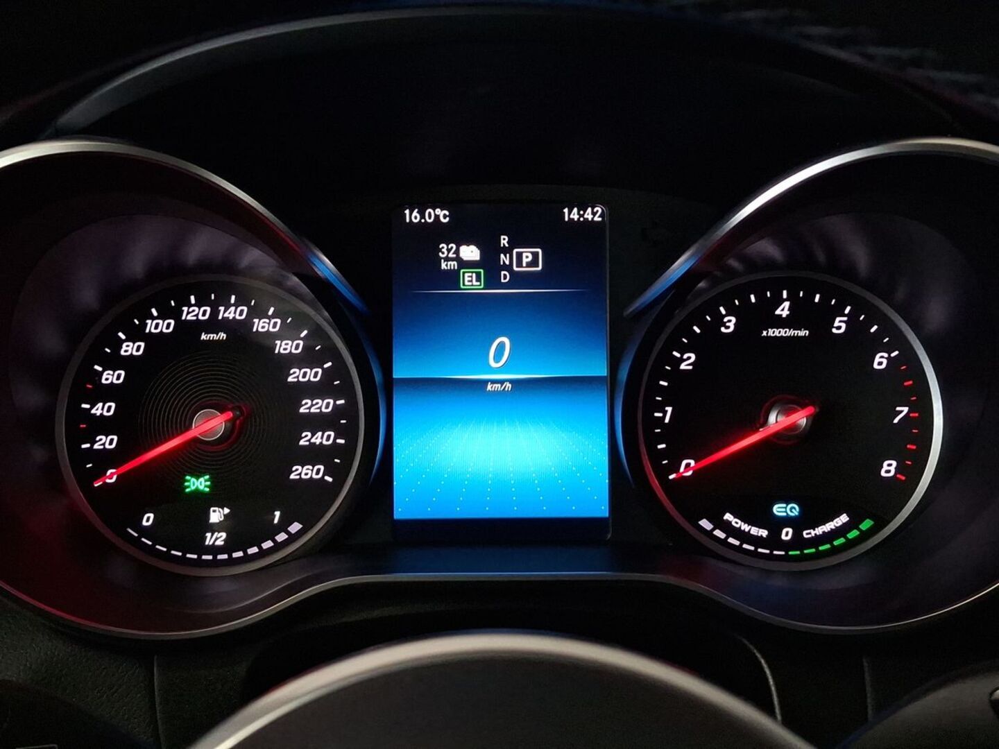 MERCEDES-BENZ GLC 2020