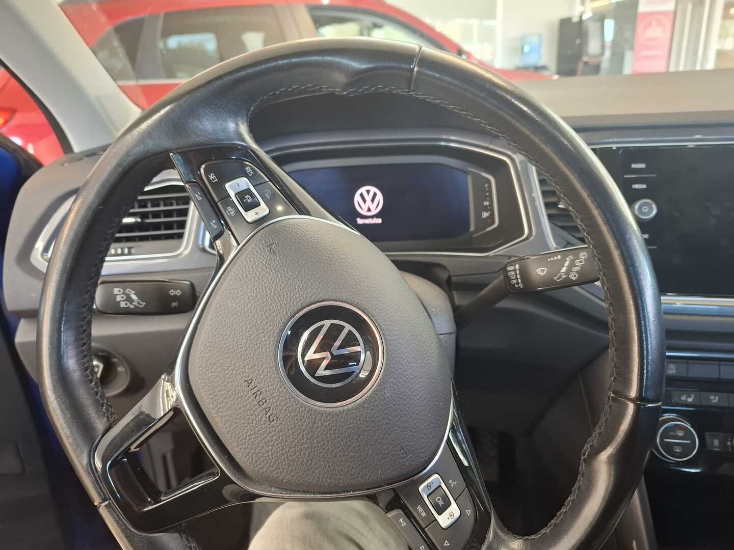 VOLKSWAGEN T-Roc 2021