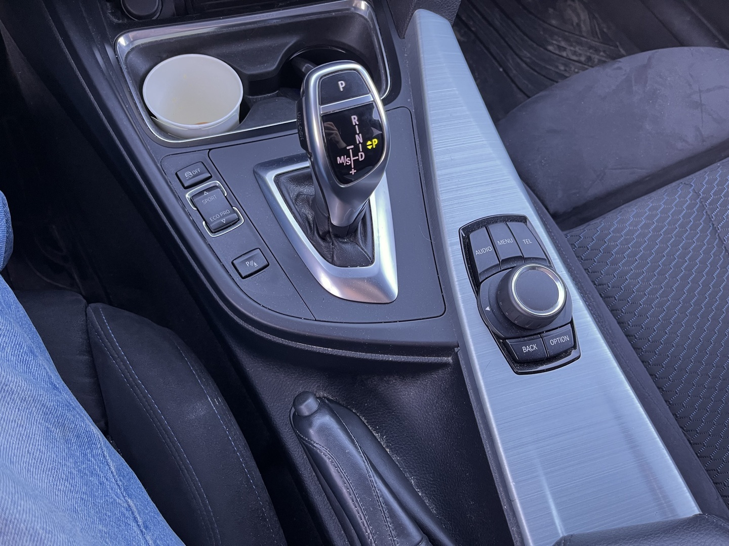 BMW 320 2015