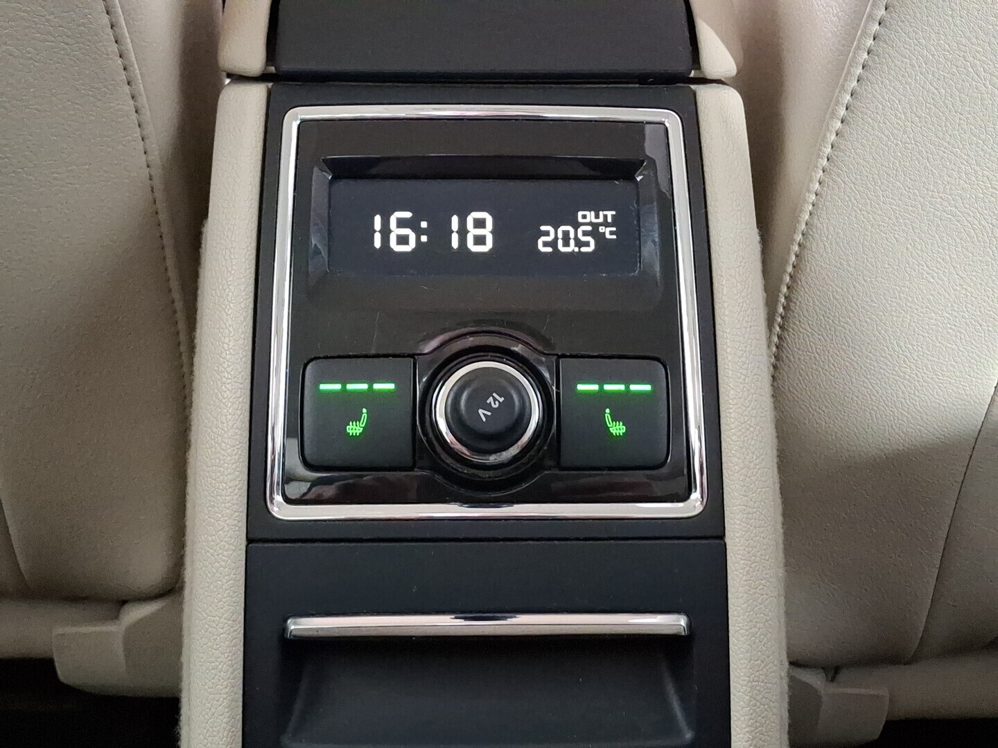 SKODA Superb 2009