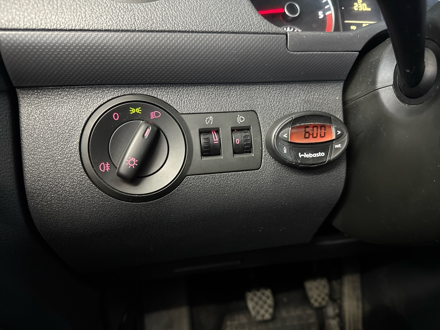 VOLKSWAGEN Caddy Maxi 2013