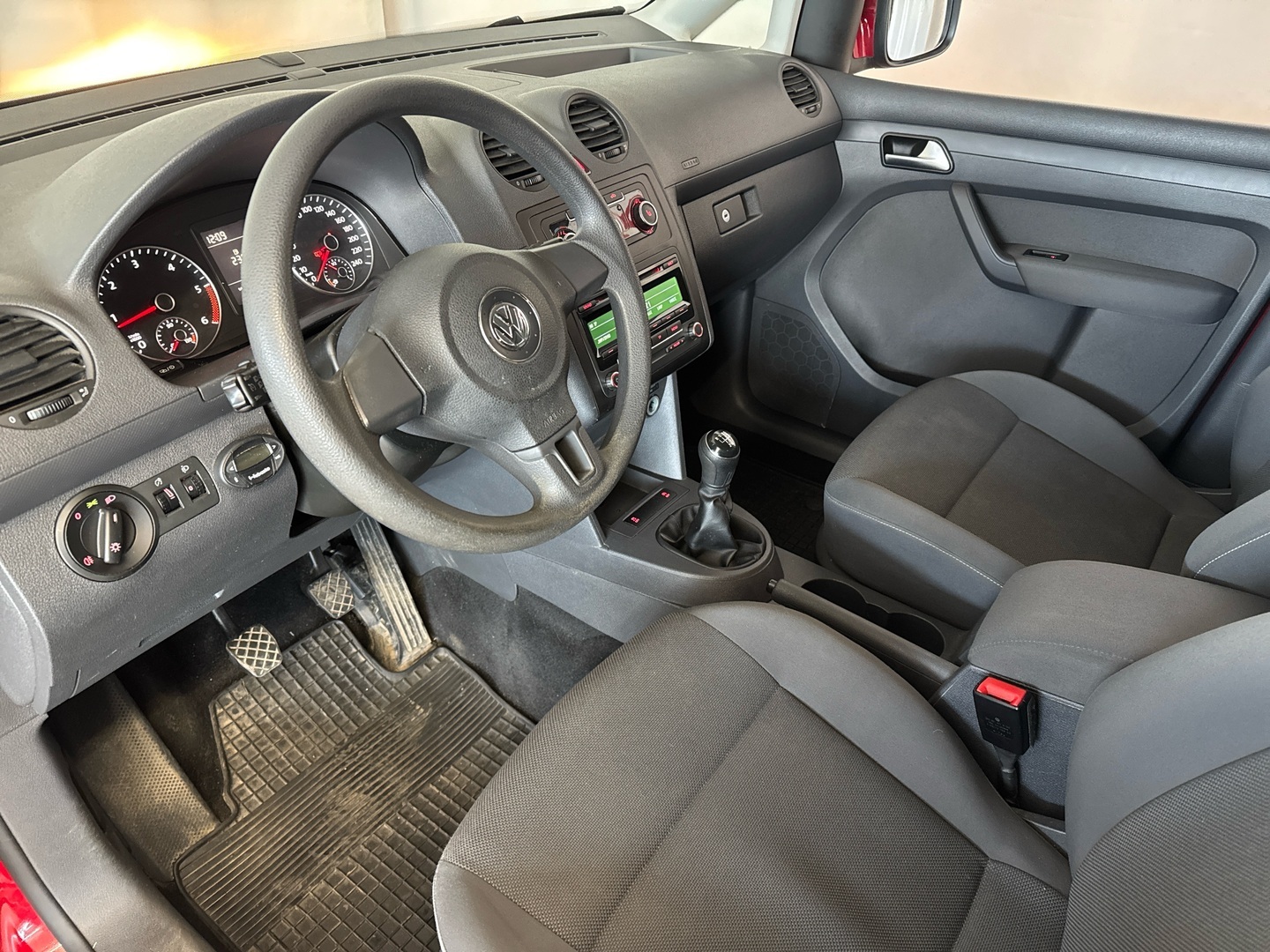 VOLKSWAGEN Caddy Maxi 2013