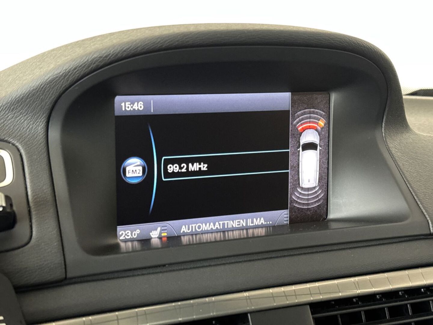 VOLVO XC70 2012