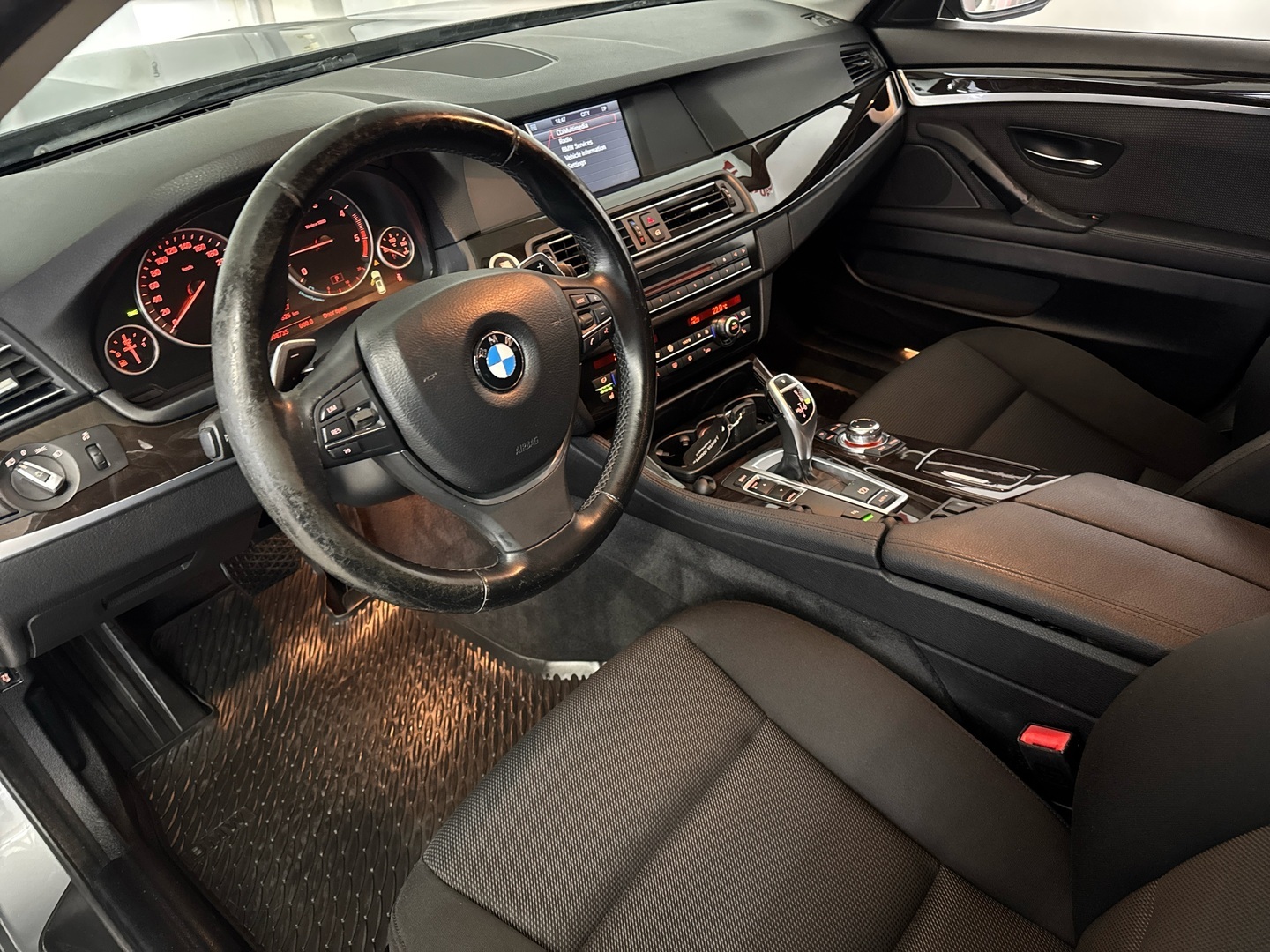 BMW 520 2010