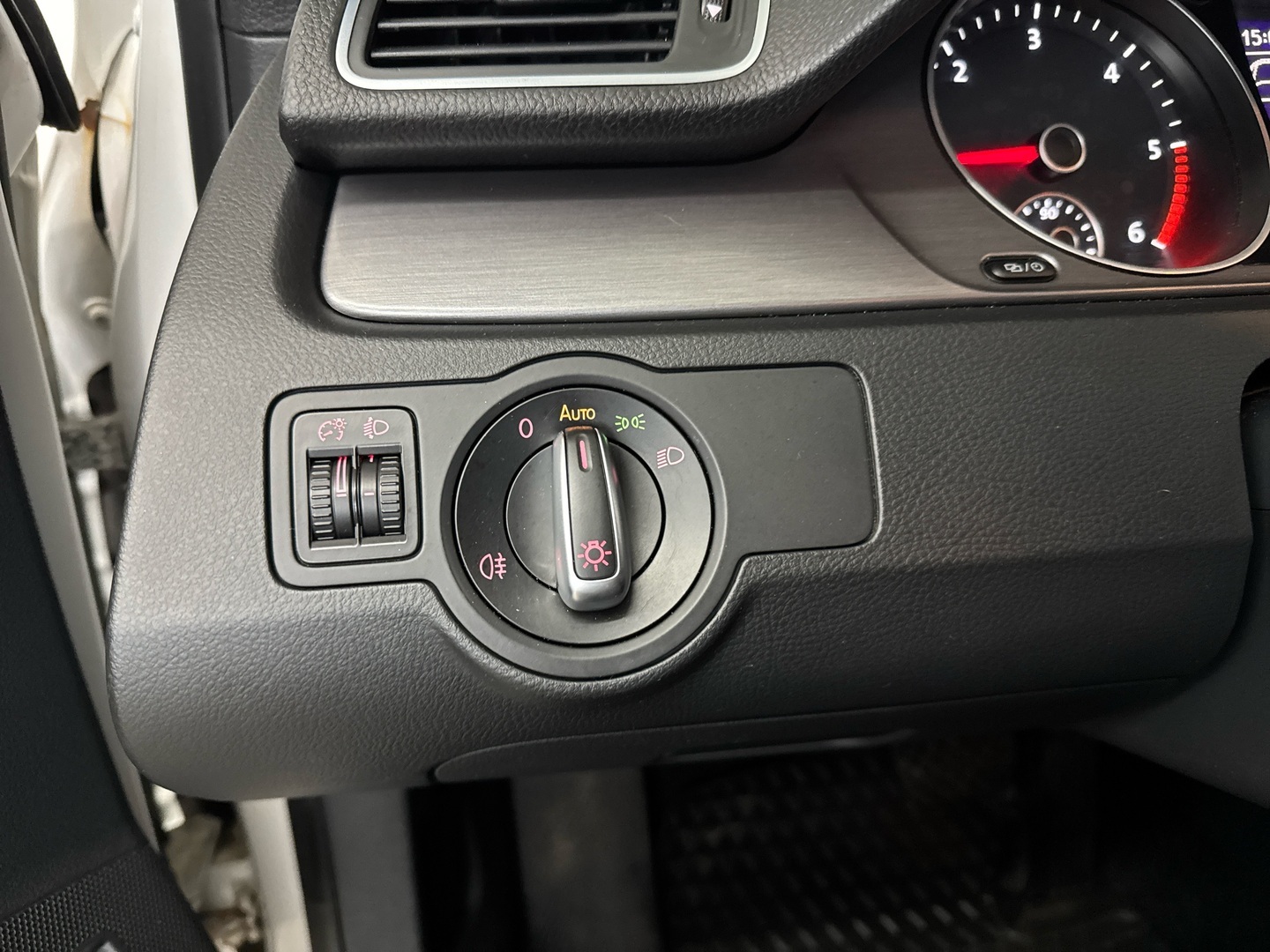 VOLKSWAGEN Passat 2013