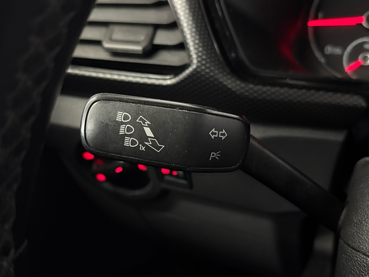 VOLKSWAGEN T-Cross 2020