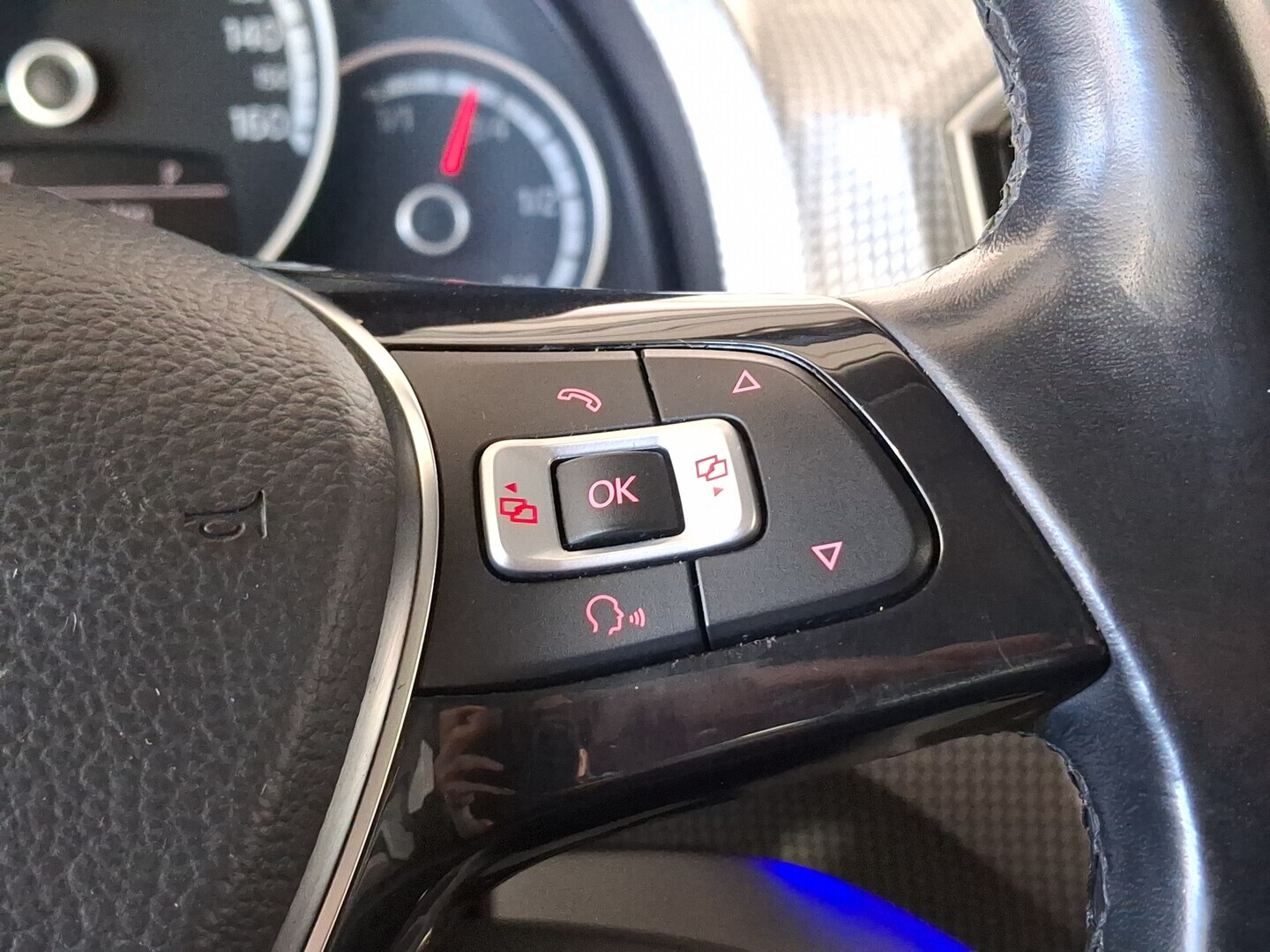 VOLKSWAGEN up! 2018