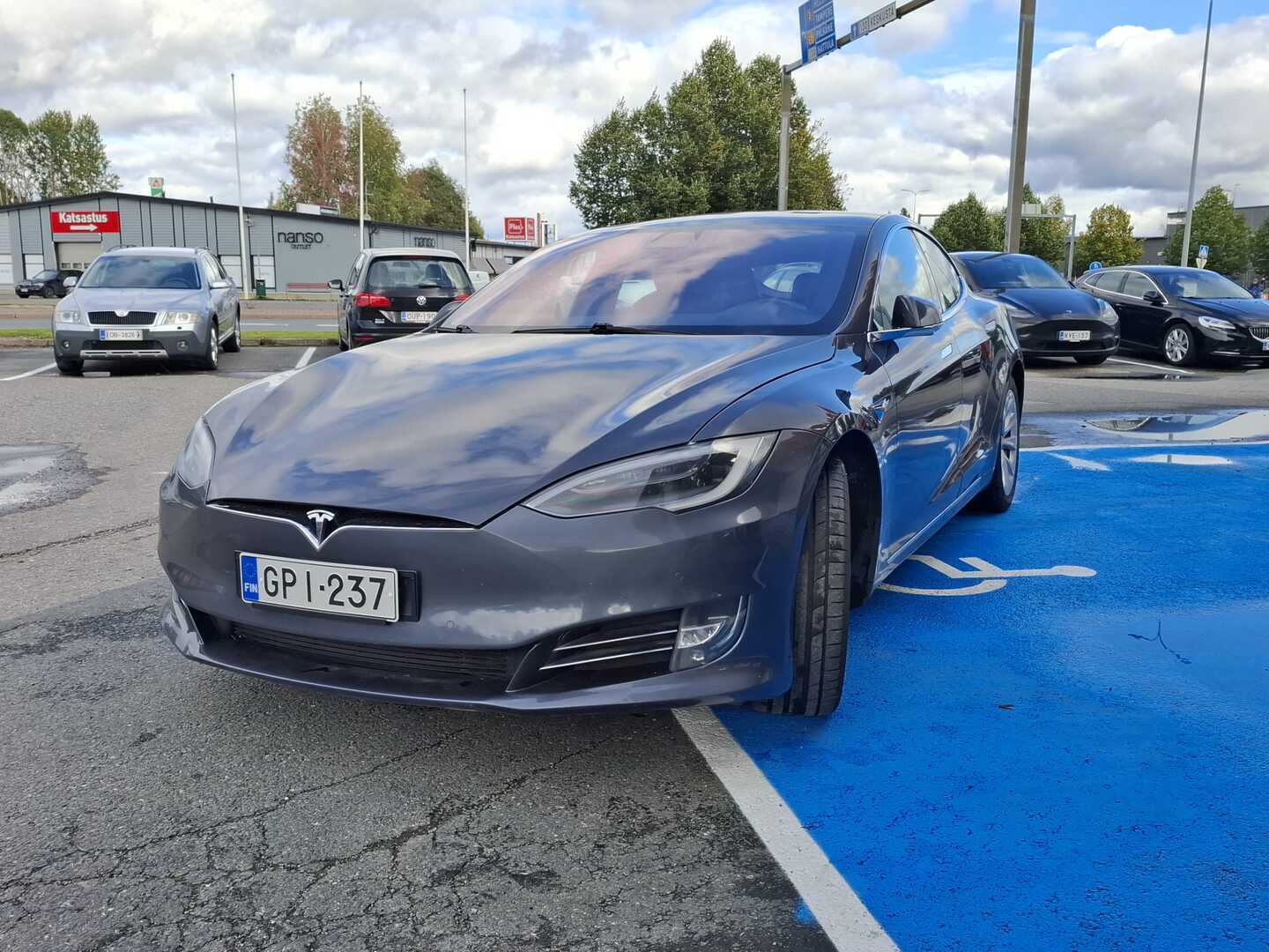 TESLA Model S 2018