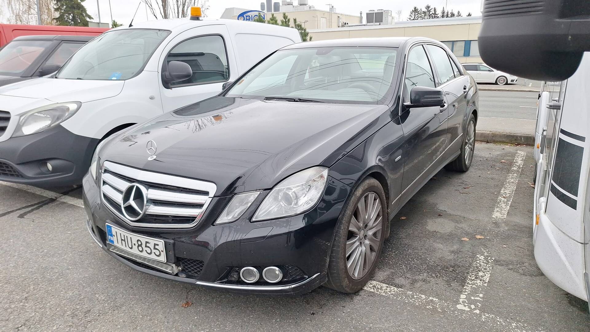 MERCEDES-BENZ E 2009
